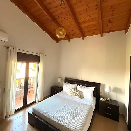Fanouris Villa